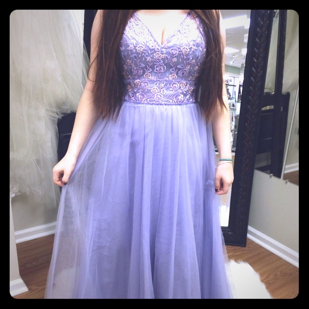 ITS TIME FOR PROM!!!